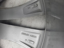 Laden Sie das Bild in den Galerie-Viewer, 1x Alufelge 19 Zoll 8.5" 5x114.3 35ET Glanz Silber 1027241-00-A Tesla Model S FEL7413452862jd