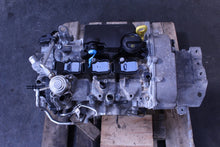 Laden Sie das Bild in den Galerie-Viewer, Motor Skoda Kamiq DLA 1.0 TSI 2022 Benzin Engine Unkomplett MOT7069273421qj