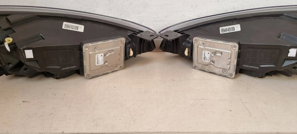 Frontscheinwerfer Ford Focus MX7B-13E015-ED LED Ein Stück (Rechts oder Links) SCH8076556599sh