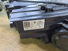 Load image into Gallery viewer, Frontscheinwerfer VW Golf VIII 5H1941005C LED Ein Stück (Rechts oder Links) SCH9066861335sg