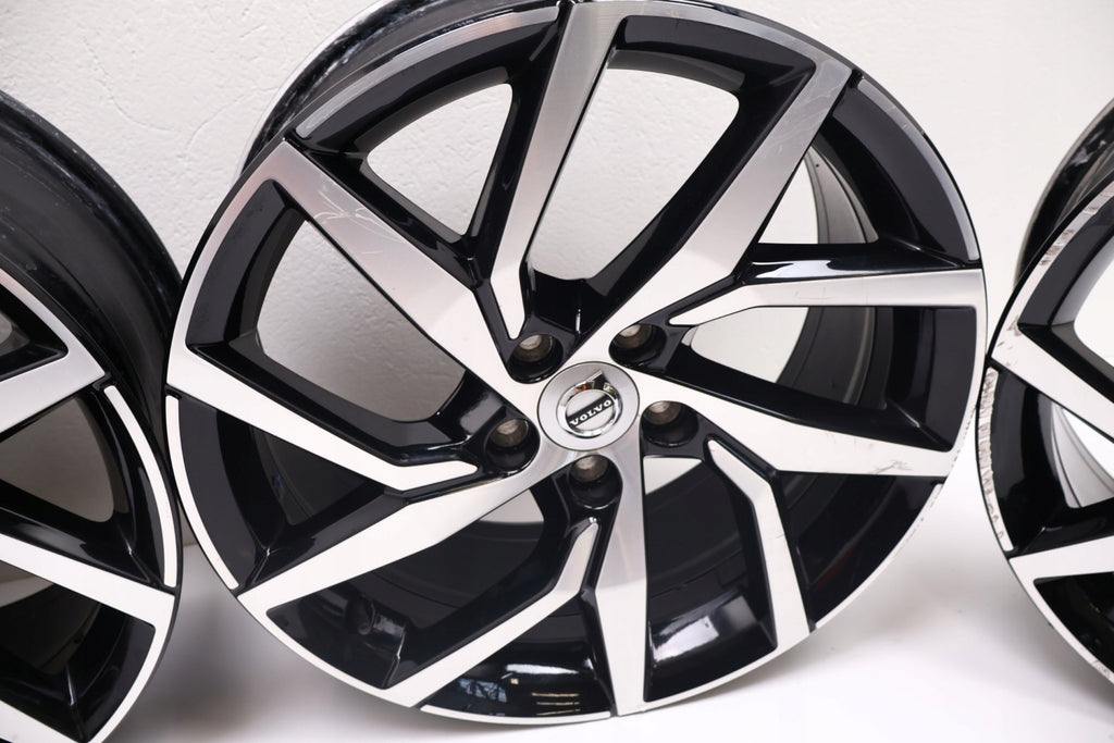 4x Alufelge 18 Zoll 7.5" 5x108 45ET Glanz Silber 32209776 Volvo S60 V60 Ii FEL8571036575pc