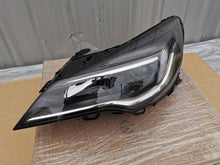 Load image into Gallery viewer, Frontscheinwerfer Opel Astra K 39047198 Links Scheinwerfer Headlight SCH8226282925uu