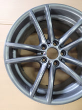 Load image into Gallery viewer, 1x Alufelge 18 Zoll 9.0" 5x108 29ET Silber 2284906 BMW F87 F80 F82 Rim Wheel FEL8101951776xi