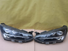 Load image into Gallery viewer, Frontscheinwerfer Ford Focus MX7B-13E015-EB MX7B-13E014-EB Full LED Ein Satz SCH4652983614wr