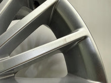 Laden Sie das Bild in den Galerie-Viewer, 1x Alufelge 17 Zoll 7.0" 5x112 51ET Glanz Silber A4474012300 Mercedes-Benz FEL2311944691pl
