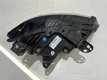 Laden Sie das Bild in den Galerie-Viewer, Frontscheinwerfer Peugeot 308 I 98491150 LED Links Scheinwerfer Headlight SCH9528987216bi