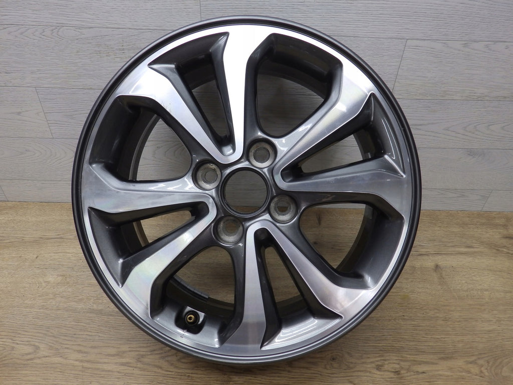 1x Alufelge 15 Zoll 6.0" 4x100 47ET Glanz Grau 52910-C8800 Hyundai I10 I20 Mg