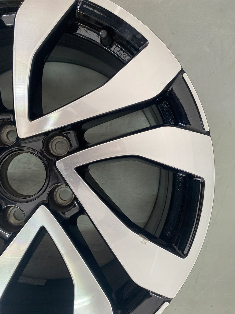 1x Alufelge 17 Zoll 7.0" 5x112 45ET Glanz Silber 2GA601025AF VW T-Roc Rim Wheel FEL8023765354nv