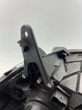 Laden Sie das Bild in den Galerie-Viewer, Frontscheinwerfer Renault Captur I 260105066R Rechts Scheinwerfer Headlight SCH6414301512iz