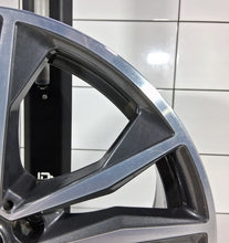 Laden Sie das Bild in den Galerie-Viewer, 1x Alufelge 19 Zoll 8.0" 5x112 47ET Glanz Schwarz 8008616 BMW F48 Mg Rim Wheel FEL3516592823ob