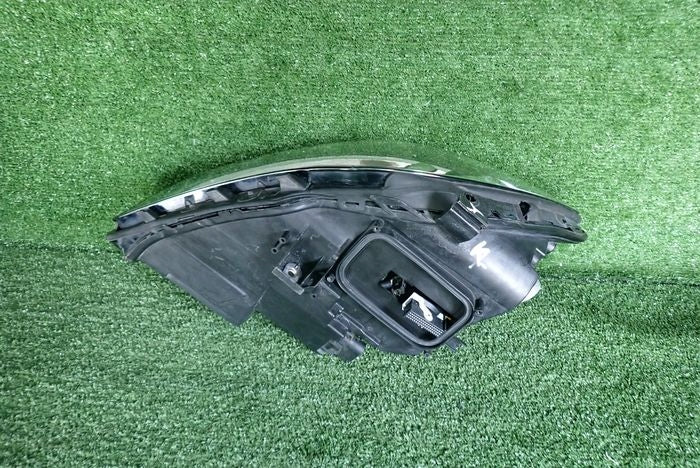 Frontscheinwerfer Mercedes-Benz Cla A1178206761 Links Scheinwerfer Headlight SCH6339031609cu