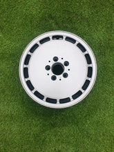 Load image into Gallery viewer, 1x Alufelge 16 Zoll 7.5" 5x112 51ET Glanz Silber A1404010502 Mercedes-Benz W140 FEL7342948047ul