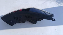 Laden Sie das Bild in den Galerie-Viewer, Frontscheinwerfer Hyundai Tucson Xenon Rechts Scheinwerfer Headlight SCH5785721562nt