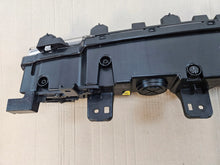 Load image into Gallery viewer, Frontscheinwerfer Hyundai Bayon 92209Q0700 Vorderseite Scheinwerfer Headlight