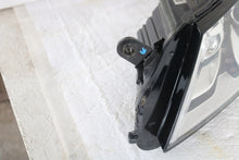 Load image into Gallery viewer, Frontscheinwerfer VW Passat B7 3AB941751 Links Scheinwerfer Headlight SCH8207906033zh