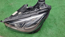 Laden Sie das Bild in den Galerie-Viewer, Frontscheinwerfer Mercedes-Benz W213 A2139061704KZ LED Links Headlight SCH4756103938sa