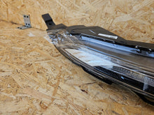 Laden Sie das Bild in den Galerie-Viewer, Frontscheinwerfer Hyundai Bayon 92208Q0500 LED Vorderseite Headlight SCH3228105702ai