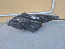 Laden Sie das Bild in den Galerie-Viewer, Frontscheinwerfer Opel Meriva A B 13253630 Rechts Scheinwerfer Headlight SCH3362046196ea