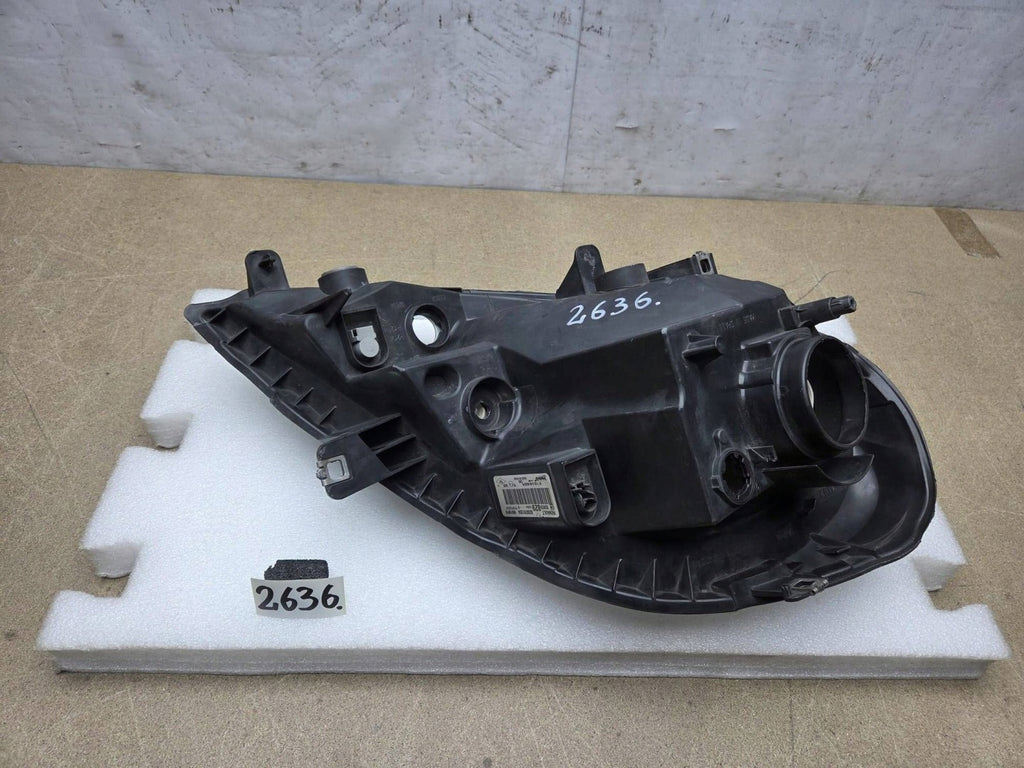 Frontscheinwerfer Nissan Primastar Vivaro Trafic 8200701354 Links Headlight SCH6425418385uy