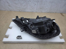 Laden Sie das Bild in den Galerie-Viewer, Frontscheinwerfer Nissan Primastar Vivaro Trafic 8200701354 Links Headlight SCH6425418385uy