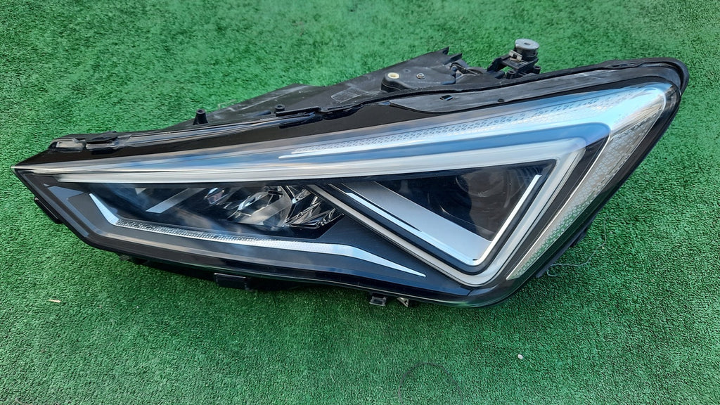 Frontscheinwerfer Seat Tarraco 5FJ941007C Full LED Links Scheinwerfer Headlight
