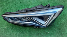Laden Sie das Bild in den Galerie-Viewer, Frontscheinwerfer Seat Tarraco 5FJ941007C Full LED Links Scheinwerfer Headlight