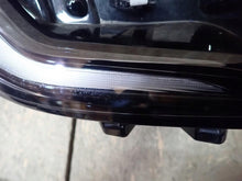Laden Sie das Bild in den Galerie-Viewer, Frontscheinwerfer Renault Clio I V 260109379R Full LED FALSE Headlight SCH8645022441yr