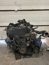 Load image into Gallery viewer, Motor Audi A4 B8 CAGA 2.0 TDI 143PS 105kW 2008 Diesel Engine Unkomplett