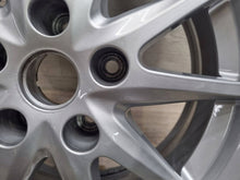 Load image into Gallery viewer, 1x Alufelge 16 Zoll 6.5" 5x114.3 40ET Glanz Silber KE409-3Z110 Nissan Juke F15 FEL4906800768hd