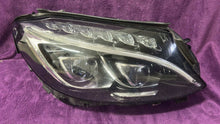 Laden Sie das Bild in den Galerie-Viewer, Frontscheinwerfer Mercedes-Benz W205 A2059069401 LED Rechts oder Links SCH8203876082ht