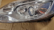 Laden Sie das Bild in den Galerie-Viewer, Frontscheinwerfer Ford Focus BM51-13D155-AJ Links Scheinwerfer Headlight SCH1521093161lc