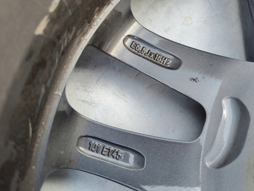 1x Alufelge 16 Zoll 6.5" 5x114.3 45ET 42611-YY500 Toyota Corolla Rim Wheel