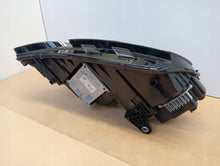 Laden Sie das Bild in den Galerie-Viewer, Frontscheinwerfer Skoda Octavia III 5E1941015 LED Links Scheinwerfer Headlight SCH5727180270tl