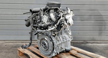 Laden Sie das Bild in den Galerie-Viewer, Motor Mercedes-Benz W177 282914 A2820104103 1.3 CGI 35TKm 2022 Hybrid Komplett MOT9158649285ba