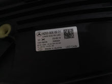 Laden Sie das Bild in den Galerie-Viewer, Frontscheinwerfer Mercedes-Benz Glc C253 A2539066901 FALSE Headlight SCH2401552483na