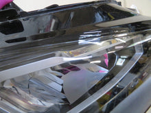 Laden Sie das Bild in den Galerie-Viewer, Frontscheinwerfer BMW U06 5A42244-08 Rechts Scheinwerfer Headlight SCH7223385327ff