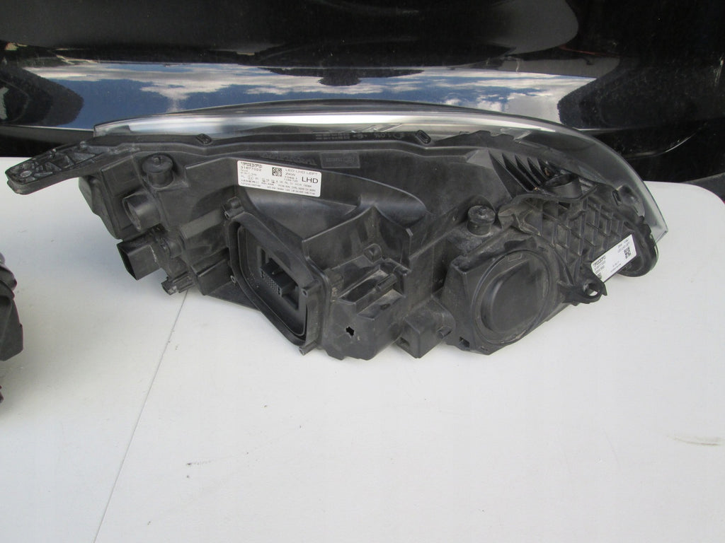 Frontscheinwerfer Volvo Xc40 316770022 Full LED Ein Stück (Rechts oder Links) SCH5455061123wk