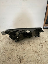 Laden Sie das Bild in den Galerie-Viewer, Frontscheinwerfer Skoda Octavia IV 5E4941015A Full LED Links Headlight SCH9985475336li