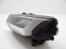 Laden Sie das Bild in den Galerie-Viewer, Frontscheinwerfer Audi Q2 81A941011 Links Scheinwerfer Headlight SCH9743997213fc