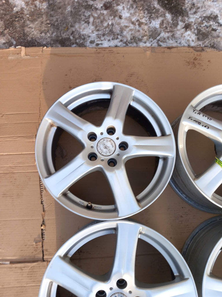 4x Alufelge 16 Zoll 7.0" 5x108 40ET Silber Ford Mondeo I V40 V50 Rim Wheel FEL5739494031cr