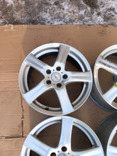 Laden Sie das Bild in den Galerie-Viewer, 4x Alufelge 16 Zoll 7.0" 5x108 40ET Silber Ford Mondeo I V40 V50 Rim Wheel FEL5739494031cr