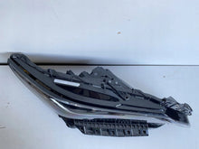Laden Sie das Bild in den Galerie-Viewer, Frontscheinwerfer Toyota Venza Rechts Scheinwerfer Headlight SCH2684672515kp