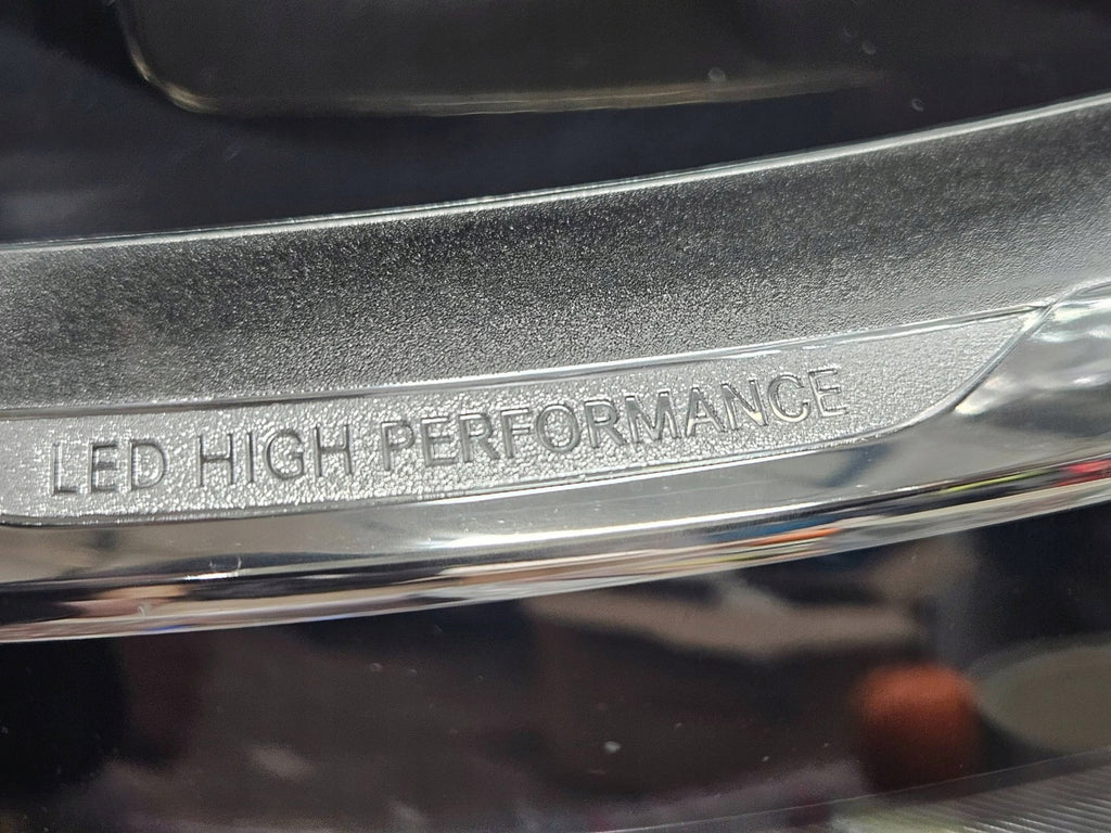 Frontscheinwerfer Mercedes-Benz Sprinter A9109065800 LED Rechts Headlight SCH2624415601xy