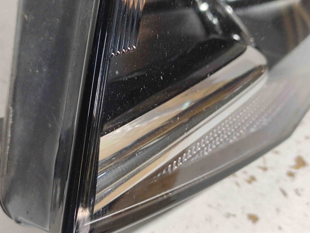 Frontscheinwerfer VW Caddy II 2K1941015B Ein Stück (Rechts oder Links) Headlight SCH8405162140bm