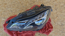 Laden Sie das Bild in den Galerie-Viewer, Frontscheinwerfer Mercedes-Benz A2129063103 LED Links Scheinwerfer Headlight