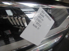 Laden Sie das Bild in den Galerie-Viewer, Frontscheinwerfer VW Golf Sportsvan 517941081 517941082 Ein Satz Headlight SCH9907302645jm