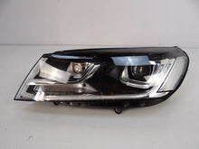 Laden Sie das Bild in den Galerie-Viewer, Frontscheinwerfer VW Touareg 7P1941033A Xenon Links Scheinwerfer Headlight