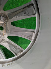 Laden Sie das Bild in den Galerie-Viewer, 1x Alufelge 19 Zoll 8.0" 5x120 40ET Glanz Silber 1059337-00-A Tesla S Rim Wheel FEL1196820097uo