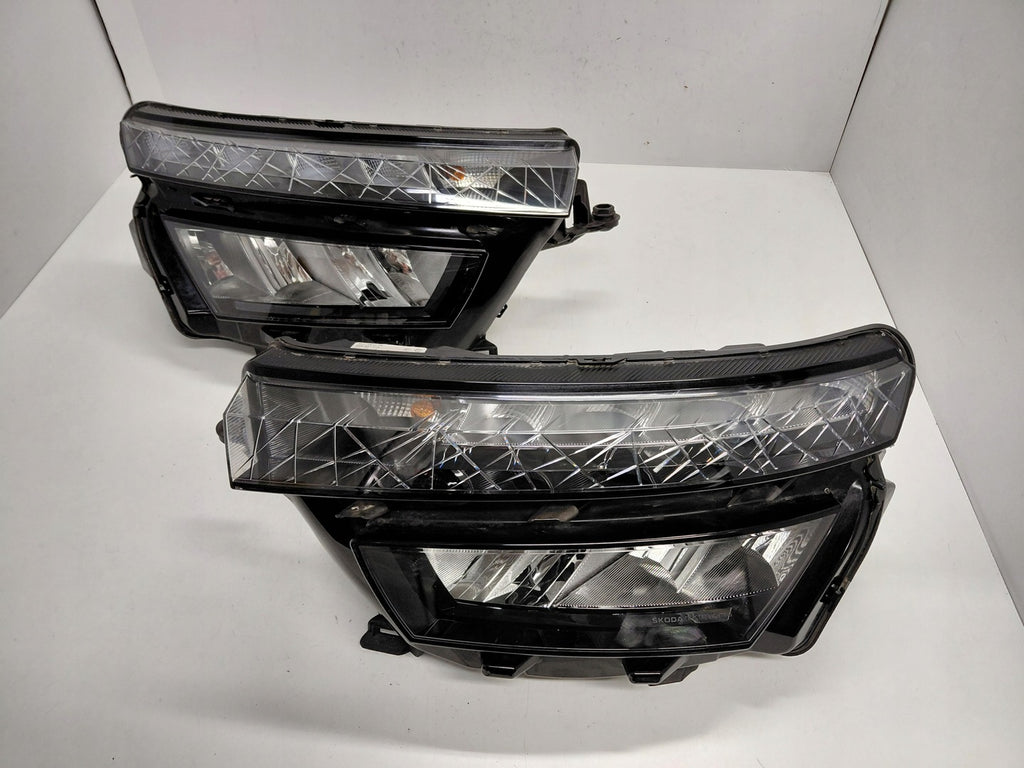 Frontscheinwerfer Skoda Kamiq 658941016 658941015 LED Ein Satz Headlight SCH7766322538ns