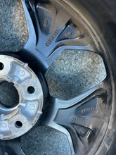 Laden Sie das Bild in den Galerie-Viewer, 1x Alufelge 17 Zoll 7.0" 5x114.3 52910-J7400 Kia Proceed Rim Wheel FEL7038115827gw